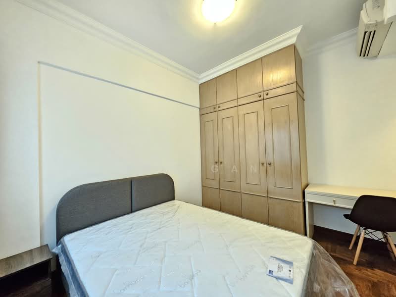 Royal Palm Mansions, 330 Pasir Panjang Road, 4 Bedrooms, 1,227 sqft, Condominium For Rent, by Eric Gan, 500091773 - Master Bedroom - PropertyGuru.com.sg