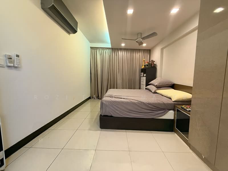 487 Admiralty Link HDB Flat For Sale at S$ 520,000 | PropertyGuru Singapore - Bedroom