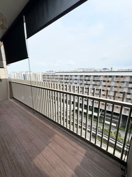 The Vales, 87 Anchorvale Crescent, Room Rental, 150 sqft, Condominium For Rent, by Andrew Yong, 500091780 - Balcony - PropertyGuru.com.sg