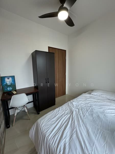 The Vales, 87 Anchorvale Crescent, Room Rental, 150 sqft, Condominium For Rent, by Andrew Yong, 500091780 - Common Room w/Balcony 2 - PropertyGuru.com.sg