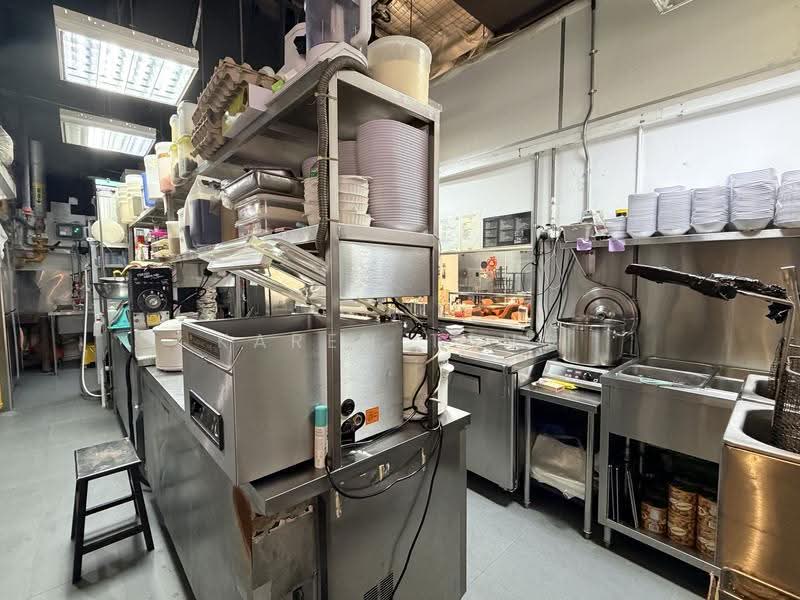 Hotel Boss, 500 Jalan Sultan, Farrer Park / Serangoon Rd, 1,206 sqft, Food & Beverage For Rent, by Karen Tang, 500091781 - Kitchen - CommercialGuru.com.sg