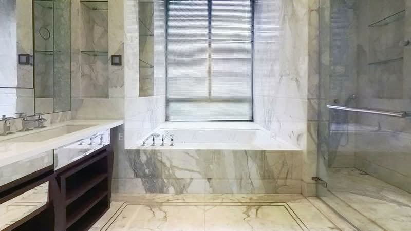 Parkview Eclat Condominium For Sale at S$ 10,800,000 | PropertyGuru Singapore - Bathroom