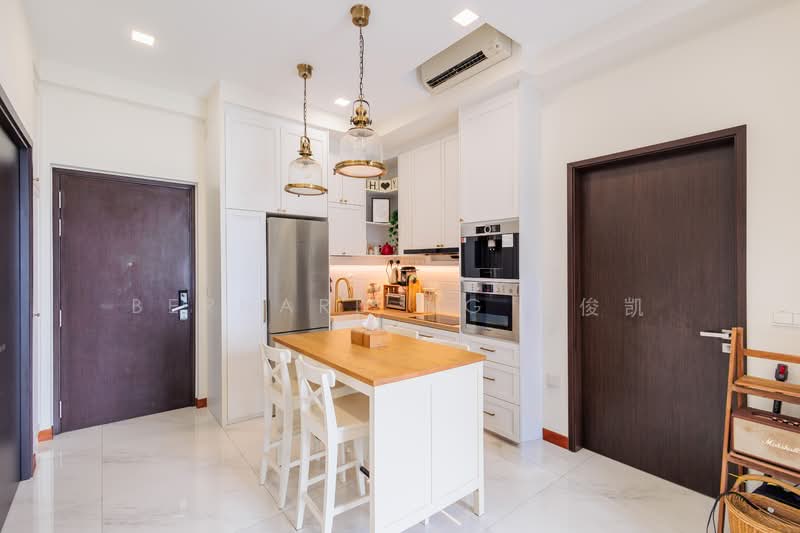 The Hillier Condominium For Sale at S$ 1,450,000 | PropertyGuru Singapore - Kitchen