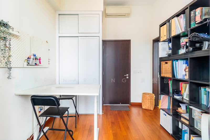 The Hillier Condominium For Sale at S$ 1,450,000 | PropertyGuru Singapore - Study