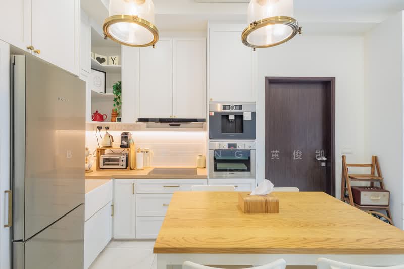 The Hillier Condominium For Sale at S$ 1,450,000 | PropertyGuru Singapore - Kitchen