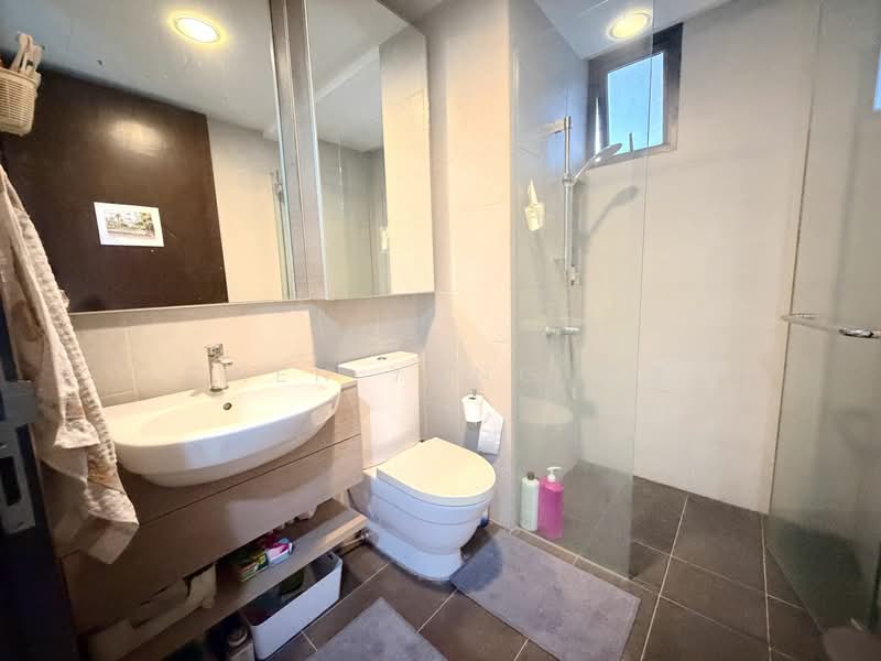 Terrene at Bukit Timah, 2 Toh Tuck Road, 2 Bedrooms, 1,001 sqft, Condominium For Rent, by Chen Yang 陈洋, 500091792 - Bathroom - PropertyGuru.com.sg