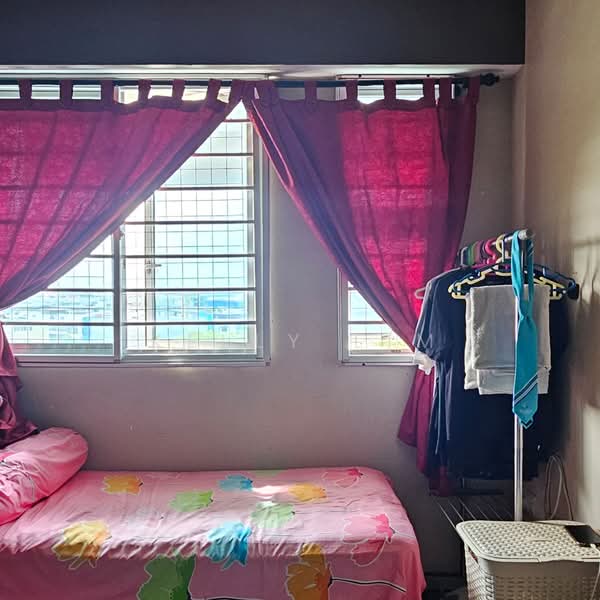 988A Buangkok Green, 988A Buangkok Green, 3 Bedrooms, 1,001 sqft, HDB Flat For Sale, by Kelly Lim, 500091799 - Bedroom - PropertyGuru.com.sg
