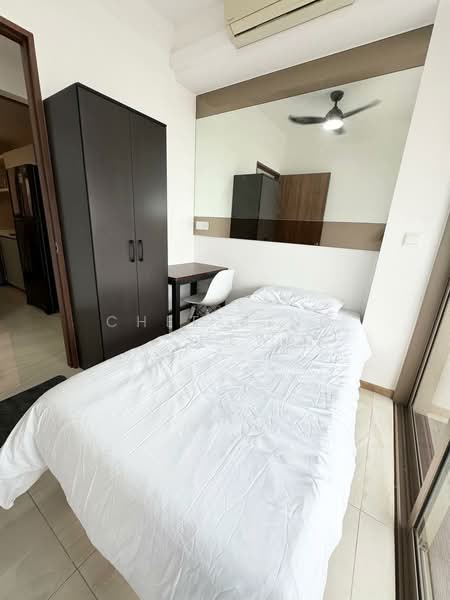 The Vales, 87 Anchorvale Crescent, Room Rental, 150 sqft, Condominium For Rent, by Chee Ping CHEW, 500091803 - Common Room w/Balcony 1 - PropertyGuru.com.sg