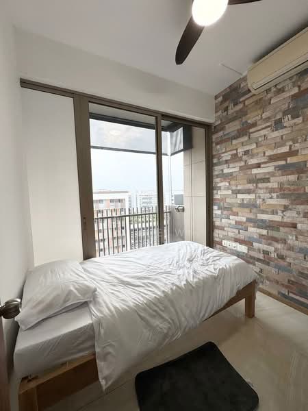 The Vales, 87 Anchorvale Crescent, Room Rental, 150 sqft, Condominium For Rent, by Chee Ping CHEW, 500091803 - Common Room w/Balcony 2 - PropertyGuru.com.sg