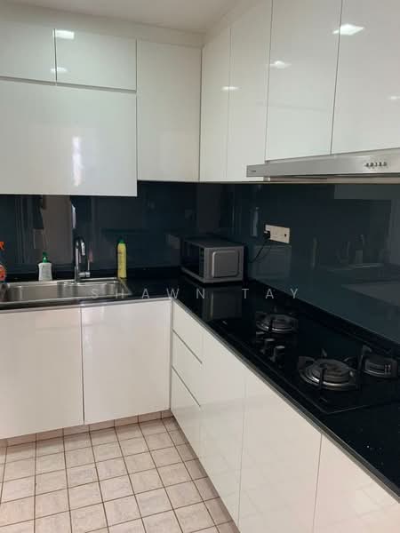 Parbury Hill Condominium Condominium For Sale at S$ 1,650,000 | PropertyGuru Singapore - Kitchen