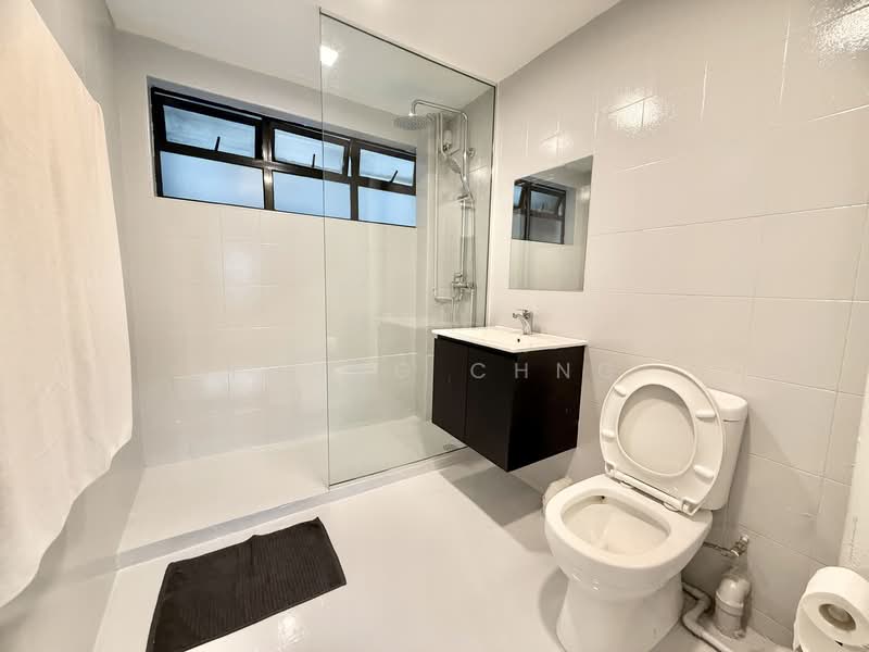 148 Pasir Panjang Road, , Room Rental, 200 sqft, Shophouse For Rent, by Young Chng, 500091826 - Bathroom - PropertyGuru.com.sg