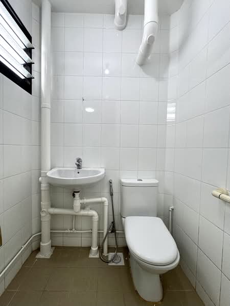 For Rent - 136 Yishun Ring Road