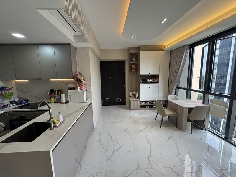 LIV @ MB Condominium For Sale at S$ 2,450,000 | PropertyGuru Singapore - Living room