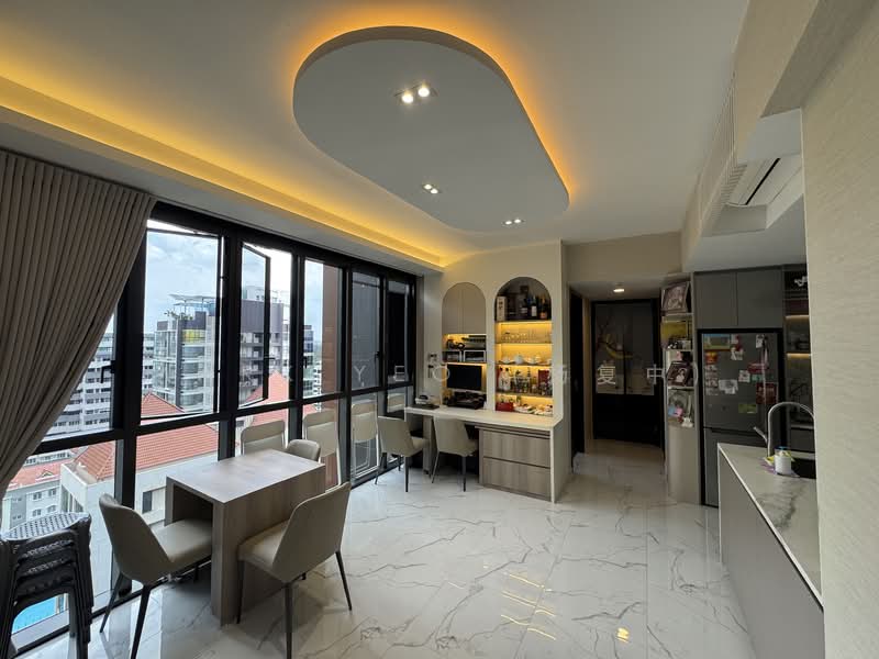 LIV @ MB Condominium For Sale at S$ 2,450,000 | PropertyGuru Singapore - Living Room