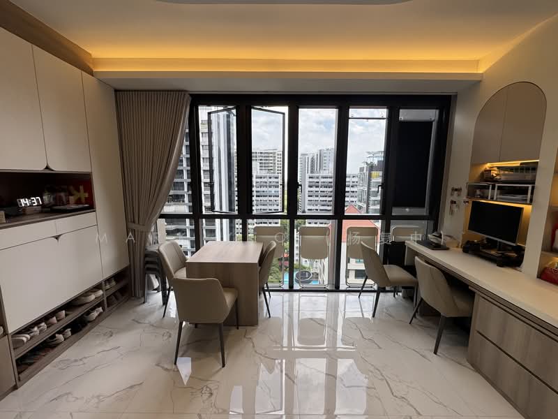 LIV @ MB Condominium For Sale at S$ 2,450,000 | PropertyGuru Singapore - Dining Room