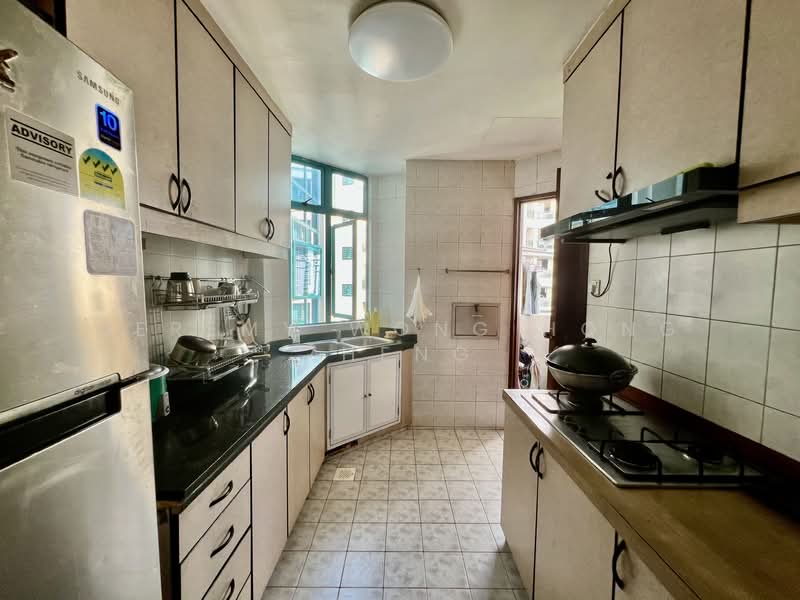 Century Mansions, 2M Jalan Remaja, 3 Bedrooms, 1,001 sqft, Apartment For Rent, by Jeremy Wong Hong Zheng, 500091856 - Kitchen - PropertyGuru.com.sg