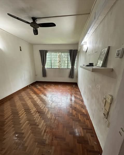 132 Ang Mo Kio Avenue 3 HDB Flat For Sale at S$ 750,000 | PropertyGuru Singapore - Interior