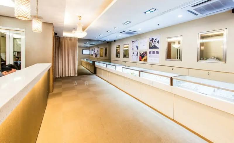 Ngee Ann City, 391 Orchard Road, 958 sqft, Office For Rent, by Aren Goh, 500091864 - Interior - CommercialGuru.com.sg