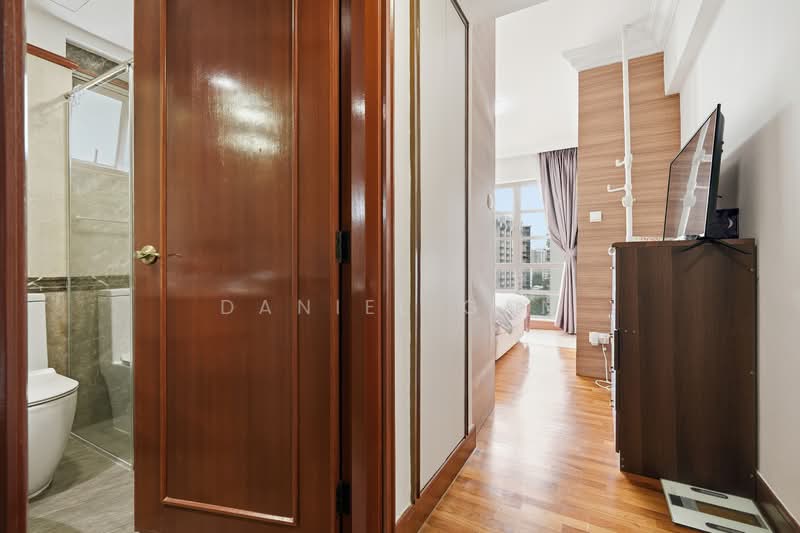 Parc Vista Condominium For Sale at S$ 1,280,000 | PropertyGuru Singapore - Corridor