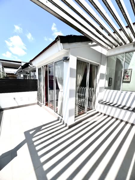 The greenwood Cluster House For Sale at S$ 3,656,500 | PropertyGuru Singapore - Exterior