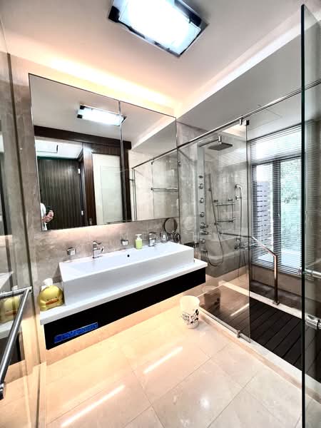 The greenwood Cluster House For Sale at S$ 3,656,500 | PropertyGuru Singapore - Bathroom