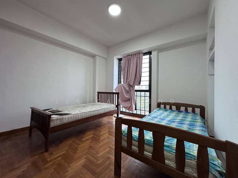 Regentville, 6 Hougang Street 92, 3 Bedrooms, 1,076 sqft, Condominium For Rent, by Lek Kai Meng, 500091909 - Bedroom - PropertyGuru.com.sg