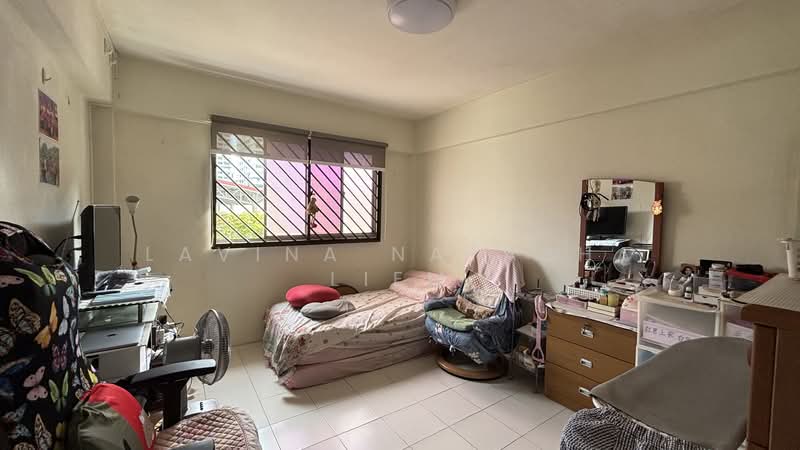 112 Bishan Street 12 HDB Flat For Sale at S$ 710,000 | PropertyGuru Singapore - Bedroom
