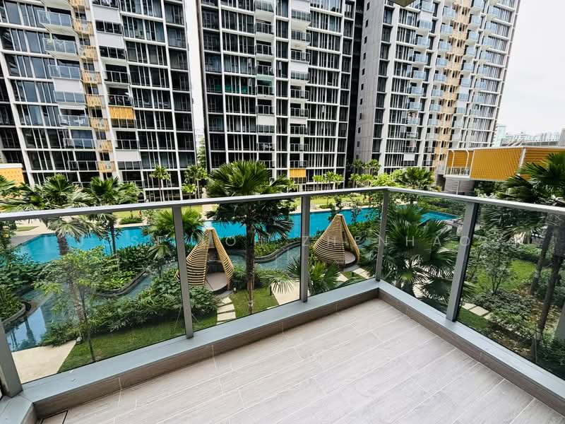 Penrose, 22 Sims Drive, 2 Bedrooms, 797 sqft, Condominium For Sale, by Jose Loh Zhenhao, 500091966 - Balcony - PropertyGuru.com.sg