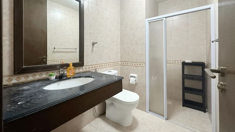 Maple Woods, 991 Bukit Timah Road, Room Rental, 100 sqft, Condominium For Rent, by Kyean Lim, 500091984 - Bathroom - PropertyGuru.com.sg