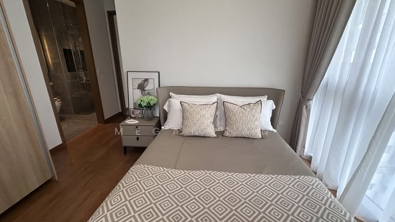 Sanctuary @ Newton, 2 Surrey Rd, 2 Bedrooms, 807 sqft, Condominium For Rent, by Megan Tan, 500091988 - Master Bedroom - PropertyGuru.com.sg