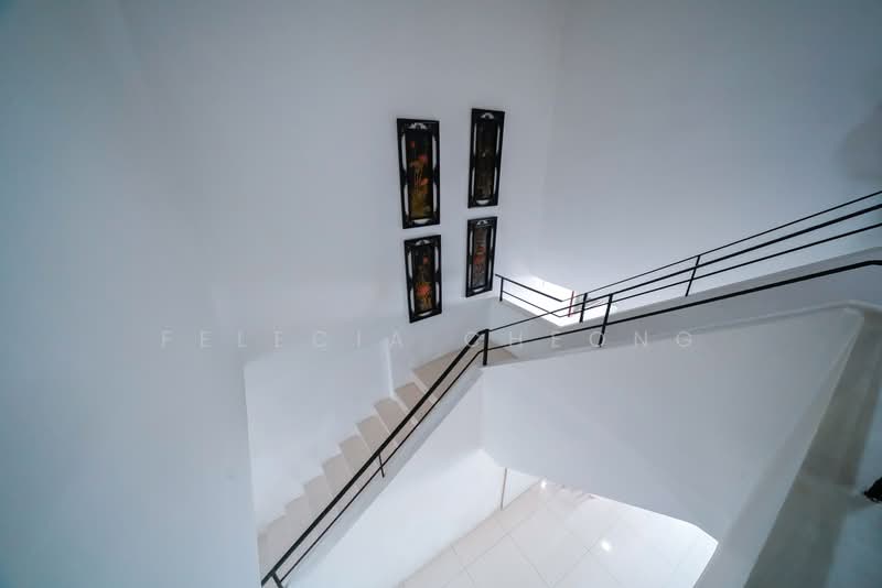 634 Hougang Avenue 8 HDB Flat For Sale at S$ 1,000,000 | PropertyGuru Singapore - Interior