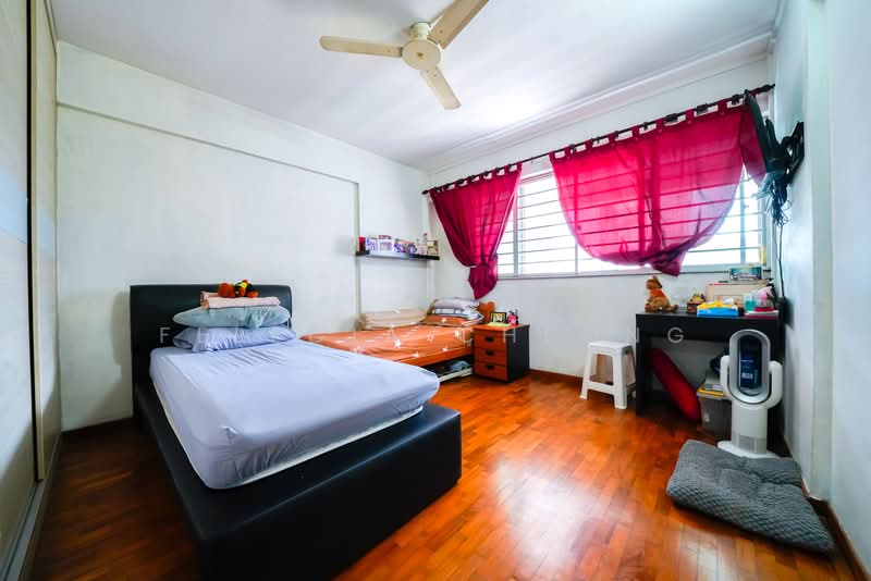 634 Hougang Avenue 8 HDB Flat For Sale at S$ 1,000,000 | PropertyGuru Singapore - Bedroom