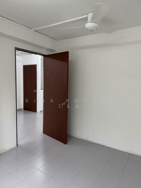 620 Hougang Avenue 8, 620 Hougang Avenue 8, 2 Bedrooms, 743 sqft, HDB Flat For Rent, by Rina Royale Tan, 500092011 - Interior - PropertyGuru.com.sg