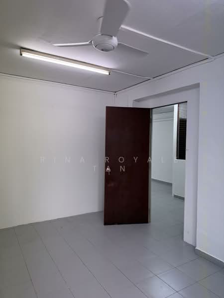 620 Hougang Avenue 8, 620 Hougang Avenue 8, 2 Bedrooms, 743 sqft, HDB Flat For Rent, by Rina Royale Tan, 500092011 - Interior - PropertyGuru.com.sg