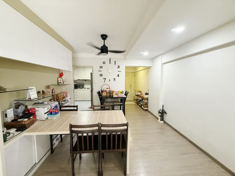 520 Woodlands Drive 14 HDB Flat For Sale at S$ 618,000 | PropertyGuru Singapore