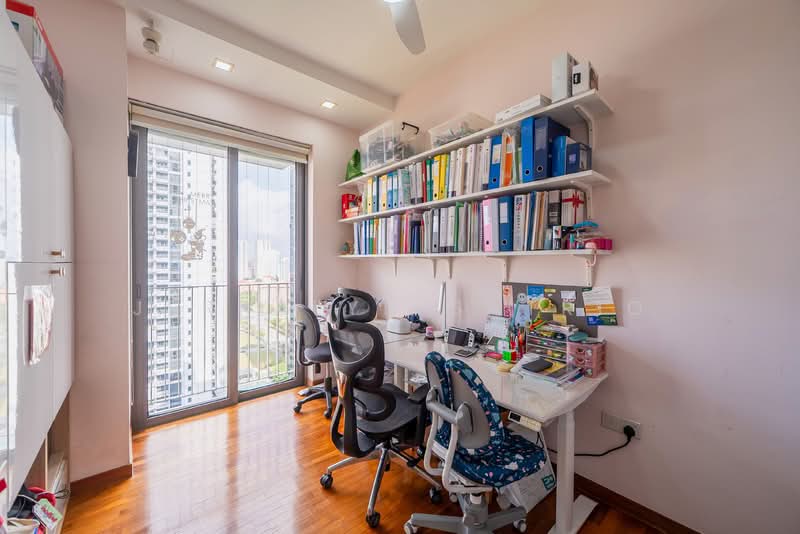 Sky Habitat Condominium For Sale at S$ 2,850,000 | PropertyGuru Singapore