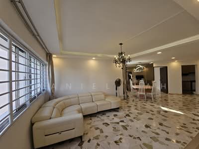 For Sale - 271 Tampines Street 21