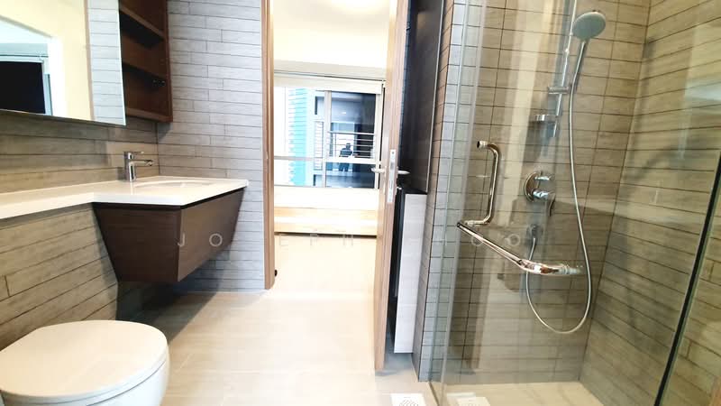 V on Shenton, 5 Shenton Way, 2 Bedrooms, 721 sqft, Condominium For Rent, by Joseph Khoo, 500092052 - Bathroom - PropertyGuru.com.sg