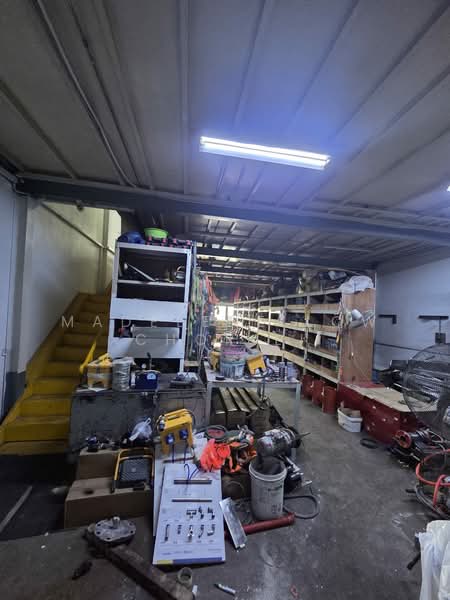 Pioneer Centre, 1 Soon Lee Street, 1,894 sqft, Factory / Workshop (B2) For Sale, by Madelene Low Chor Li, 500092060 - Interior - CommercialGuru.com.sg