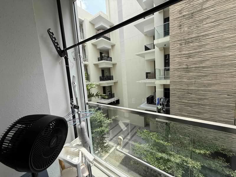 Palm Loft, 136 Joo Chiat Terrace, 2 Bedrooms, 689 sqft, Apartment For Rent, by Brian Eng, 500092076 - Balcony - PropertyGuru.com.sg