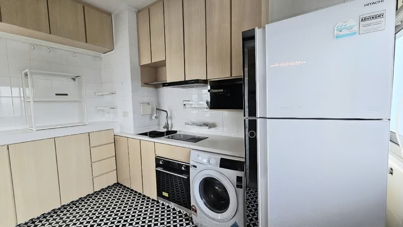 27 Ghim Moh Link HDB Flat For Sale at S$ 560,000 | PropertyGuru Singapore - Kitchen