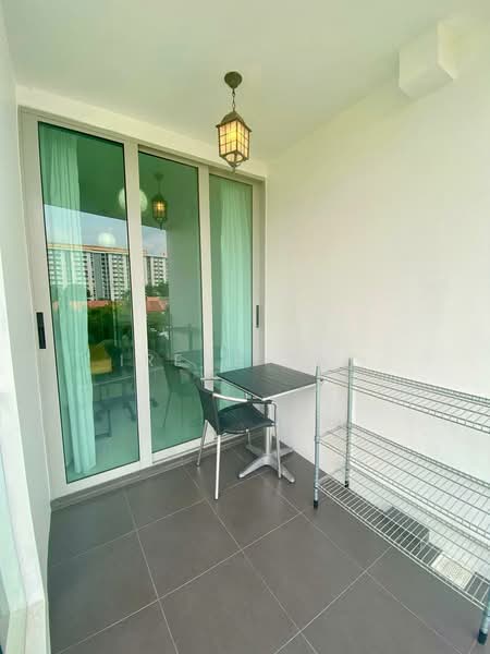 Suites 123 Apartment For Sale at S$ 888,888 | PropertyGuru Singapore - Balcony