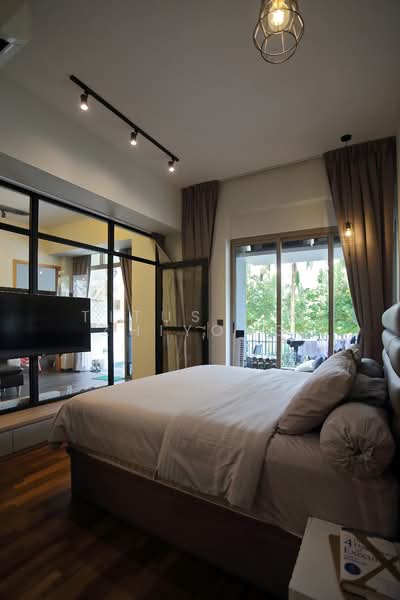 The Waterline Condominium For Sale at S$ 1,788,888 | PropertyGuru Singapore - Bedroom