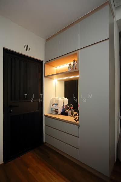 The Waterline Condominium For Sale at S$ 1,788,888 | PropertyGuru Singapore - Entrance