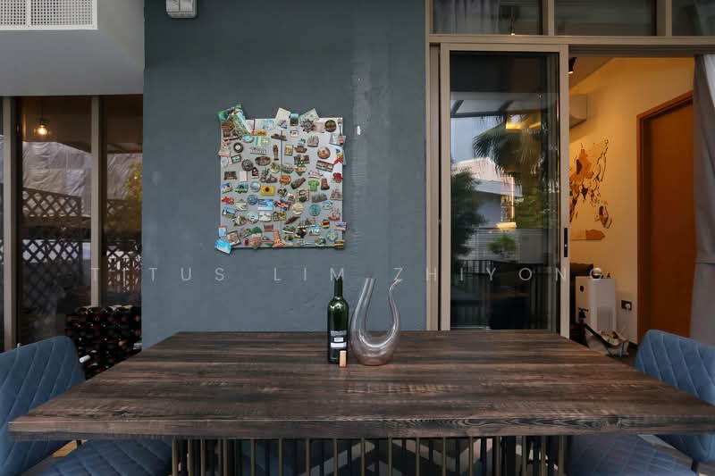 The Waterline Condominium For Sale at S$ 1,788,888 | PropertyGuru Singapore - Dining Room