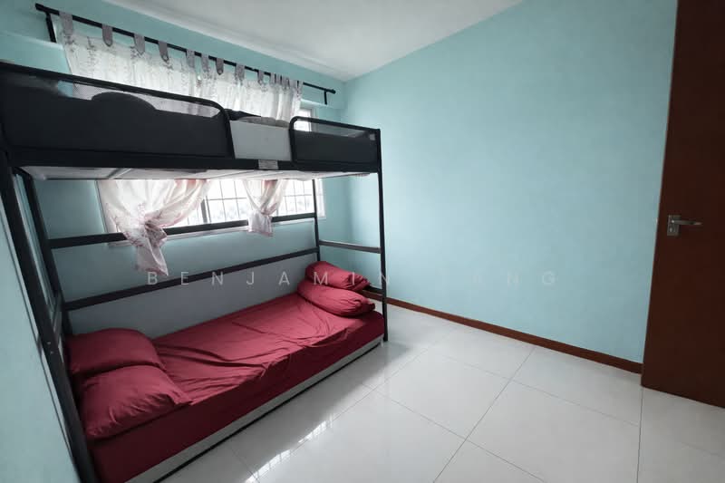 293D Bukit Batok Street 21 HDB Flat For Sale at S$ 808,000 | PropertyGuru Singapore - Bedroom