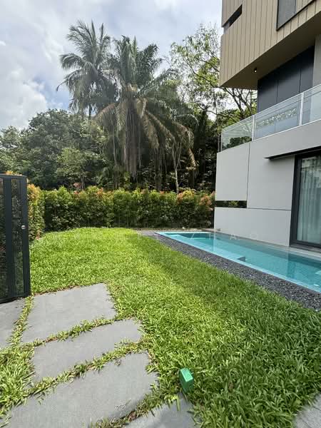 Villas @ Greenbank Park Semi-Detached House For Sale at S$ 9,500,000 | PropertyGuru Singapore - Exterior