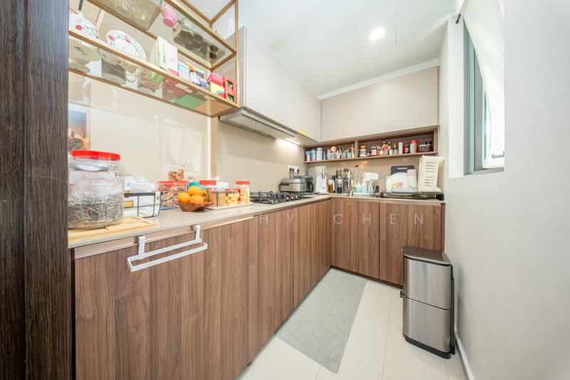 JadeScape Condominium For Sale at S$ 2,585,000 | PropertyGuru Singapore - Kitchen
