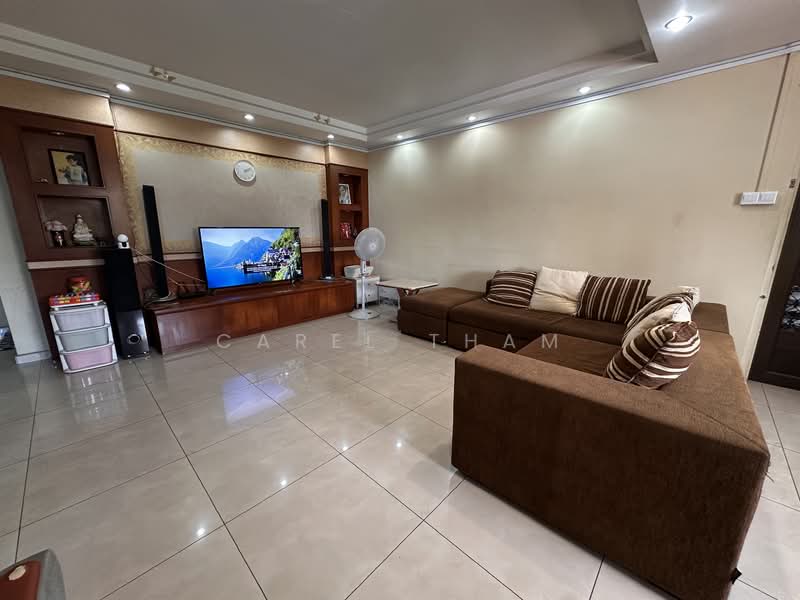 415 Jurong West Street 42, 415 Jurong West Street 42, 3 Bedrooms, 1,475 sqft, HDB Flat For Rent, by Carel Tham, 500092144 - Living Room - PropertyGuru.com.sg