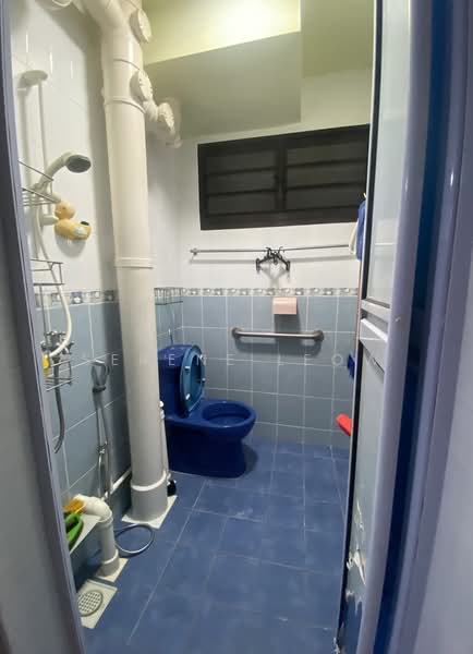 704 Yishun Avenue 5, 704 Yishun Avenue 5, Room Rental, 80 sqft, HDB Flat For Rent, by Serene Leow, 500092145 - Bathroom - PropertyGuru.com.sg